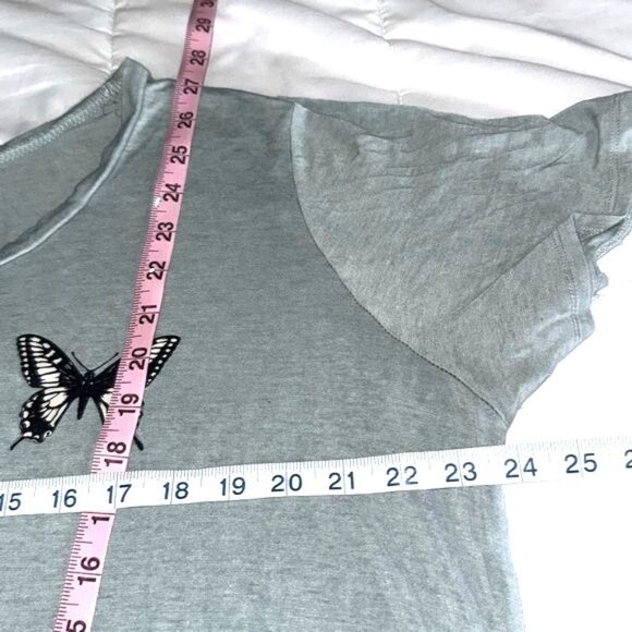 Womens Gray Butterfly Graphic Top 2X By Socialite Short Sleeves Round Neck High- - Picture 7 of 8